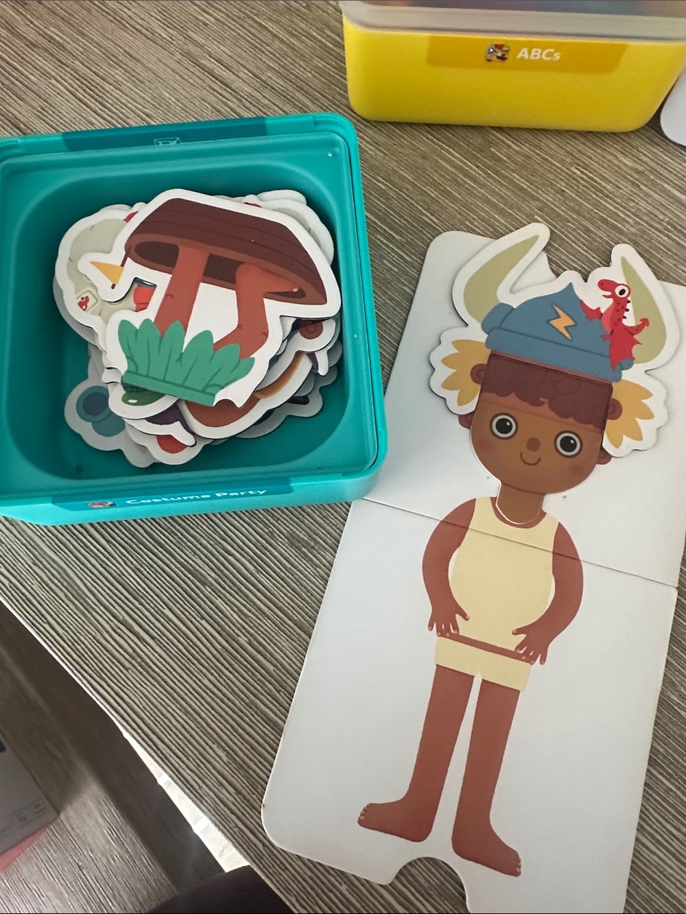 Osmo Kids Starter Set - Squiggle Magic, Numbers and Costume Party - Picture 2 of 5